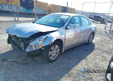 2010 Nissan Altima 2.5 S z USA, uszkodzony, nr VIN 1N4AL2AP2AN542861